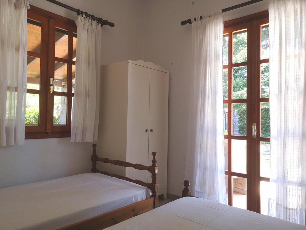 Villa Lena Entire Cottage Kalamaki  Ngoại thất bức ảnh